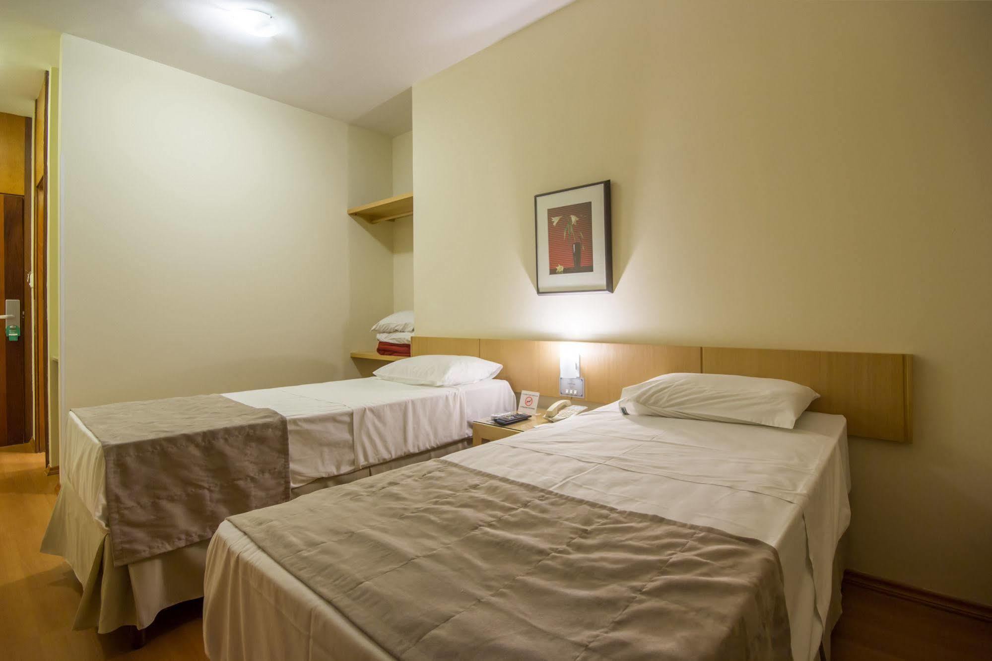 Hotel Crystal لوندرينا المظهر الخارجي الصورة